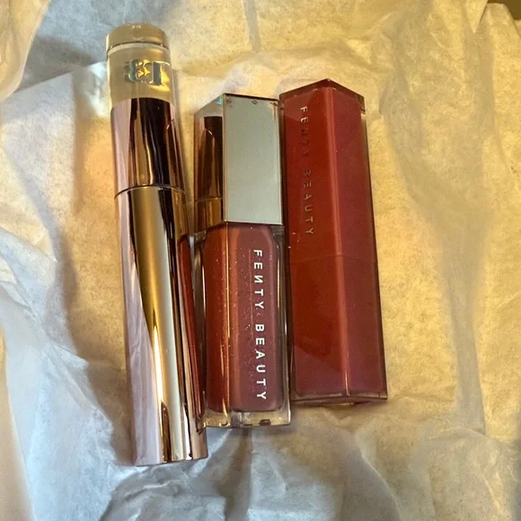 New Fenty Beauty Limited Edition It's RiRi SZN Lip Set In Reusable Tin-limited